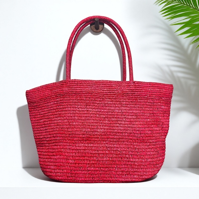 Новая большая плетеная сумка-т – обзор и цена Luxury Bags 2026