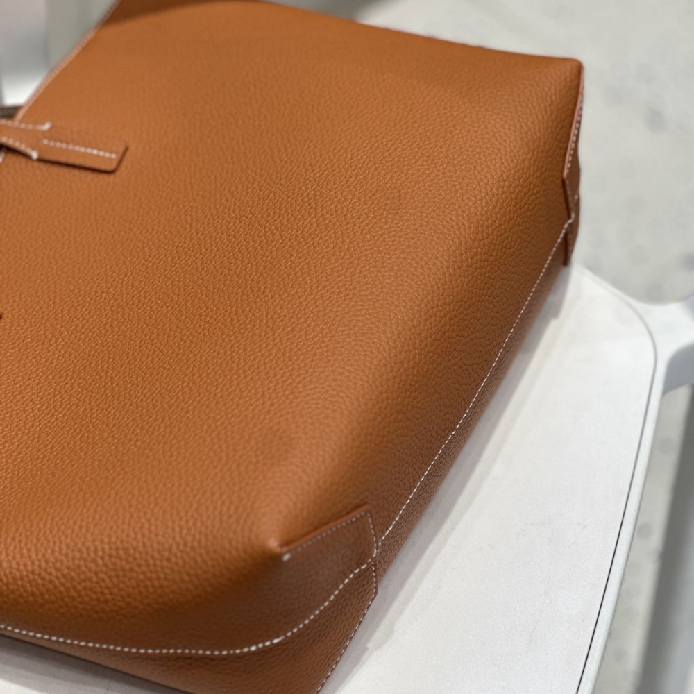 Внутри и снаружи контрастные ц – обзор и цена Luxury Bags Quiet