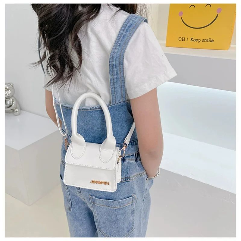 Суперпопулярная маленькая сумк – обзор и цена Luxury Bags Jacquemus