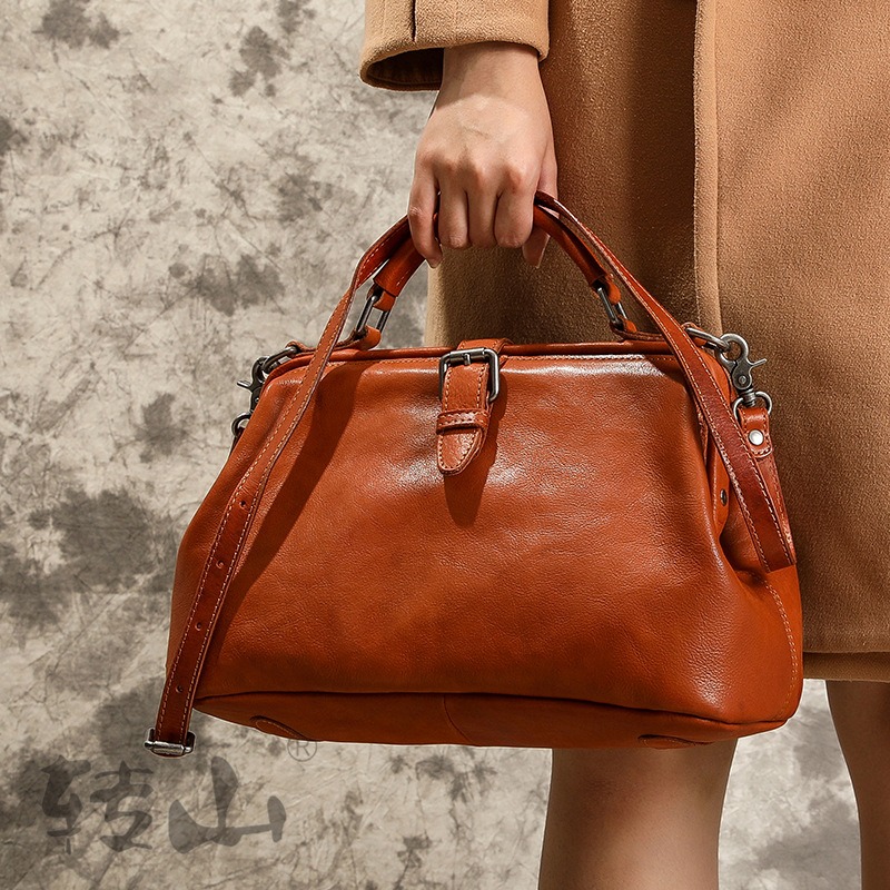 Натуральная кожаная сумка чере – обзор и цена Luxury Bags Quiet