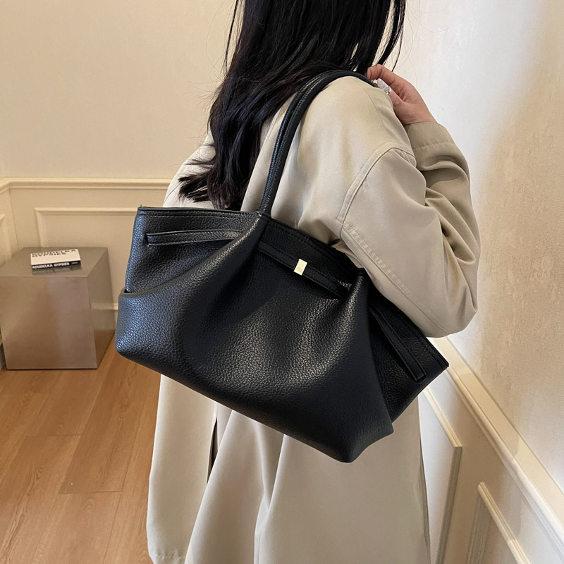 Бордовые женские сумки, роскош – обзор и цена Luxury Bags Collection