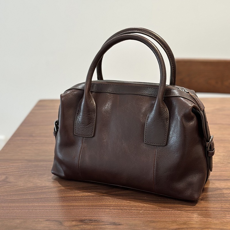 Сумка-бостон из натуральной ко – обзор и цена Luxury Bags Quiet