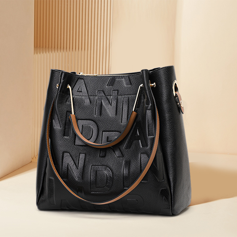 Женская сумка через плечо из н – обзор и цена Luxury Bags Quiet