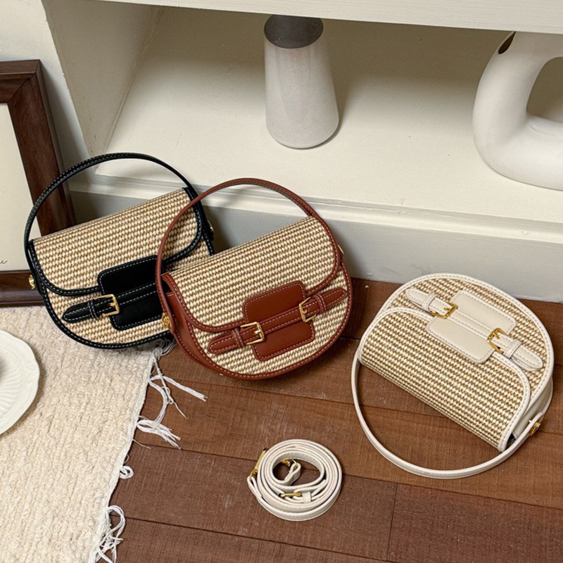 Мини-сумки-седла в английском  – обзор и цена Luxury Bags 2026